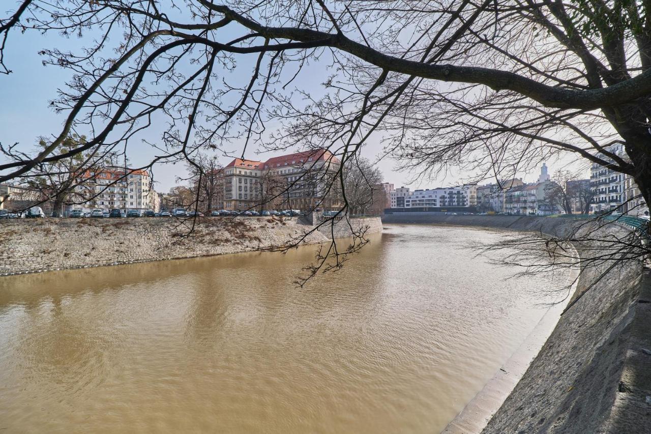 Under The Wroclove Sky By Noclegi Renters Βρότσλαβ Εξωτερικό φωτογραφία